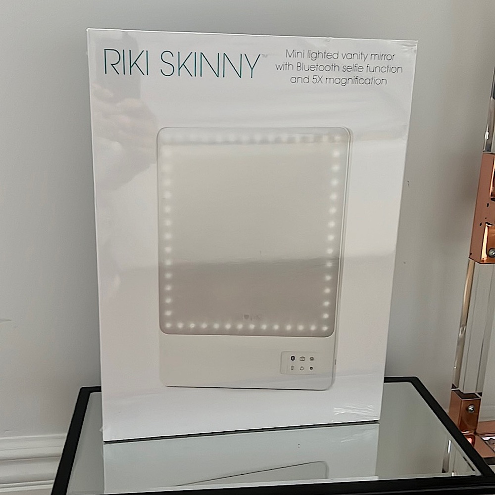 Brand new still sealed RIKI SKINNY Mirror 5x magnification